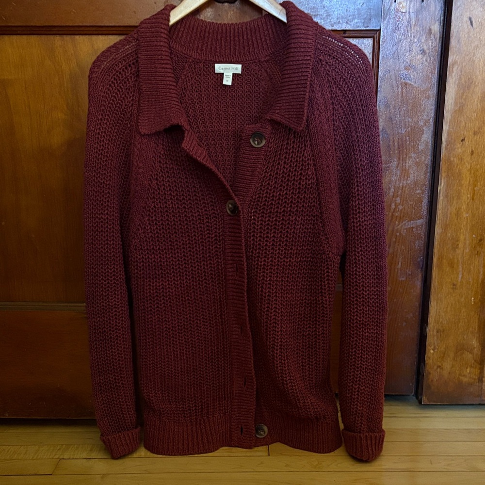 Garnet Hill Linen/Cotton Women's Burgundy Collared Button-Down Cardigan
